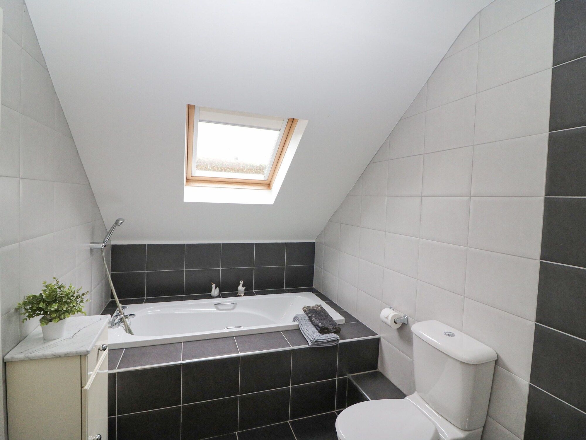 Rock Lawn Cottage - Ballylickey - Bad