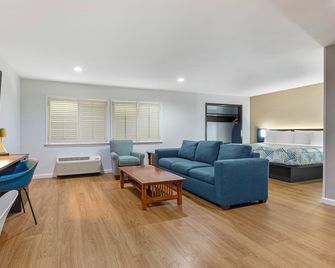 Studio 6 Plano Tx - Plano