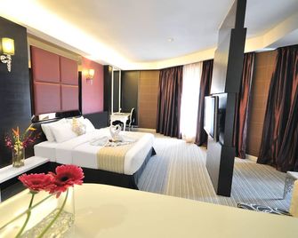 The Sterling Boutique Hotel Melaka - Malacca - Bedroom
