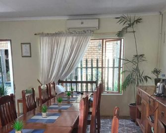 Lens - Benoni - Restaurante