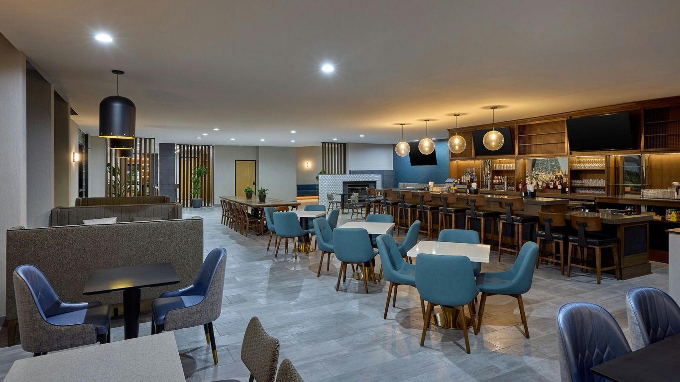 Four Points by Sheraton Englewood Centennial Airport