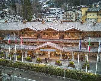 iH Hotels Courmayeur Mont Blanc - Courmayeur - Edificio