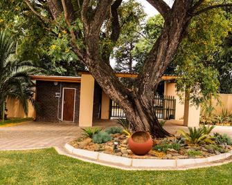 New Haven Guest House - Newcastle - Building