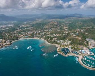All Inclusive Paradise Getaway 'Honeymoon Suite' - Sosúa - Building