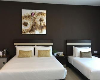 Chemara Boutique Hotel - Miri - Bedroom