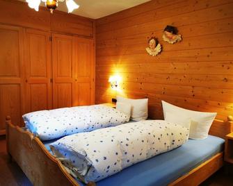 Gästehaus Neu am Passionstheater - Oberammergau - Schlafzimmer
