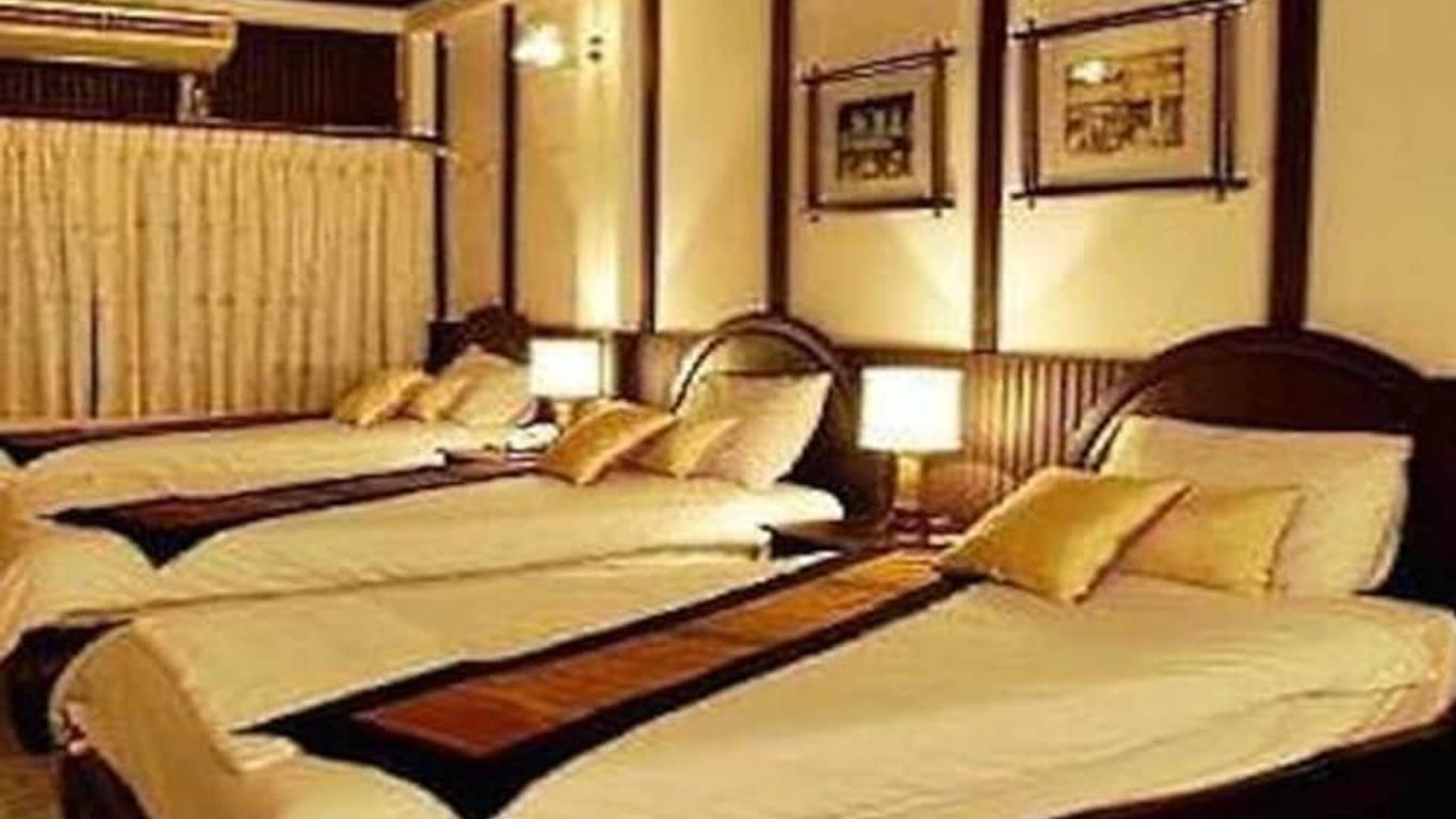 New Lao Paris Hotel