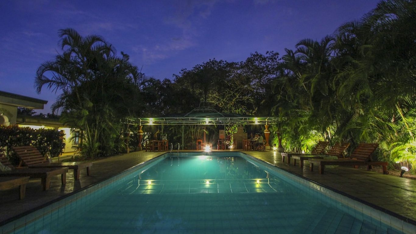 Hotel La Rosa de America