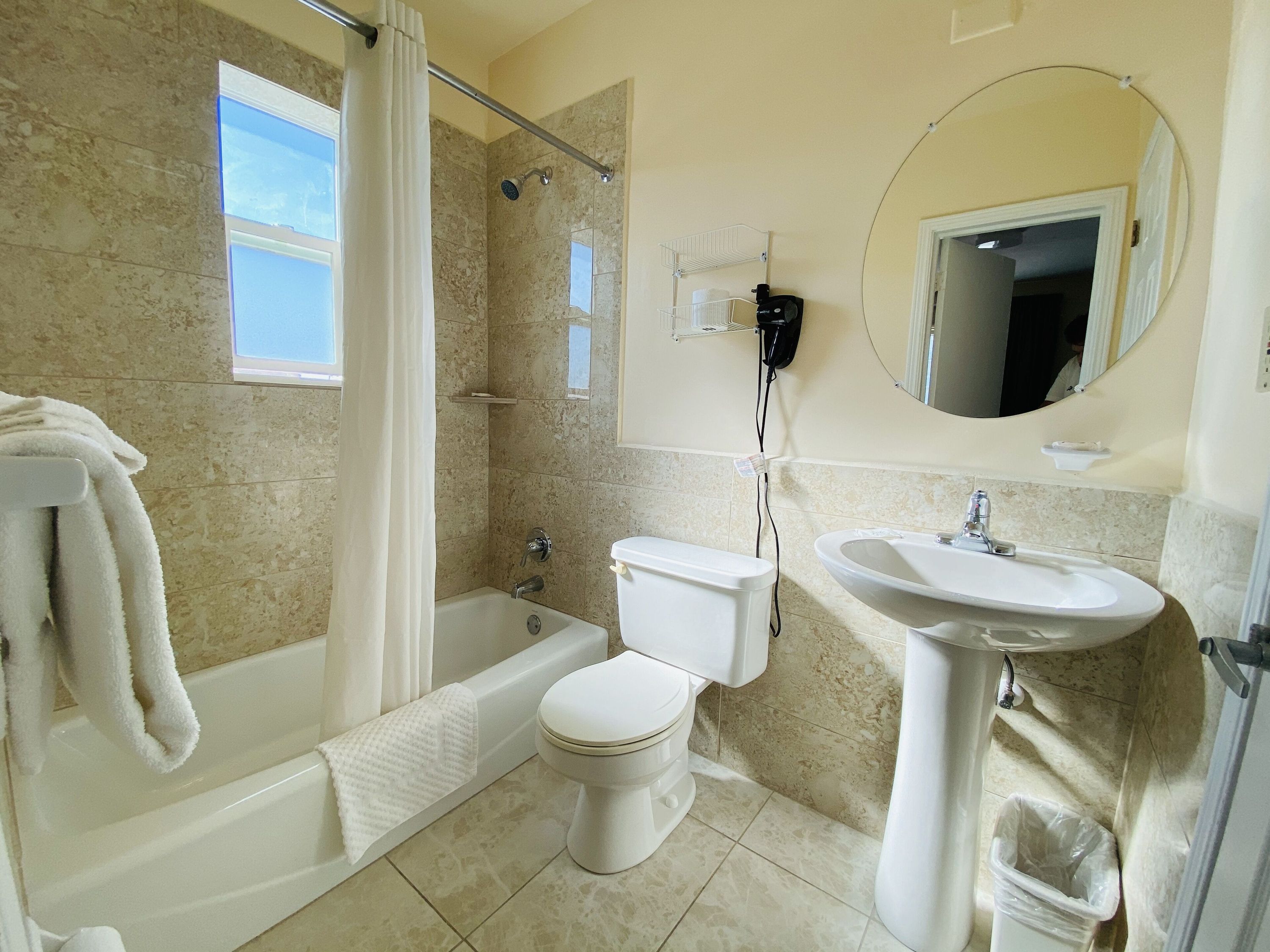 A 1 A Super Inn - Ormond Beach