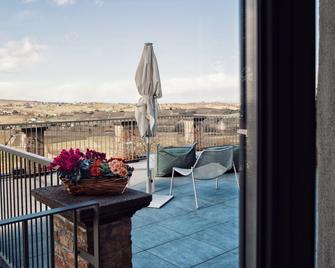 Villa Fontana Relais Suite & Spa - Agliano Terme - Balkon