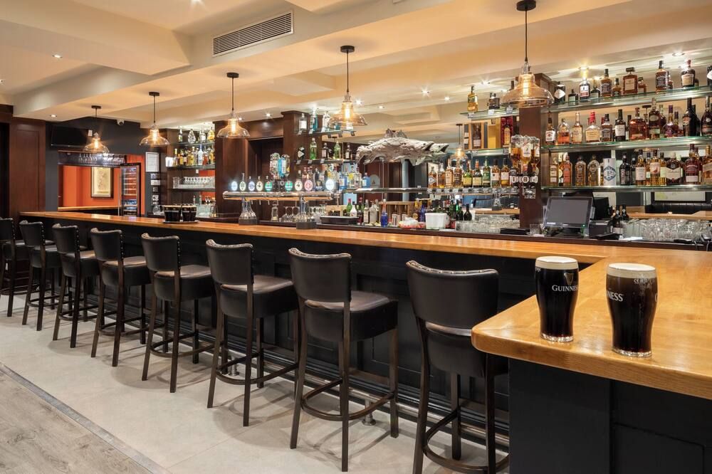 ذا مارينر هوتل - يستبورت (ايرلندا) - بار