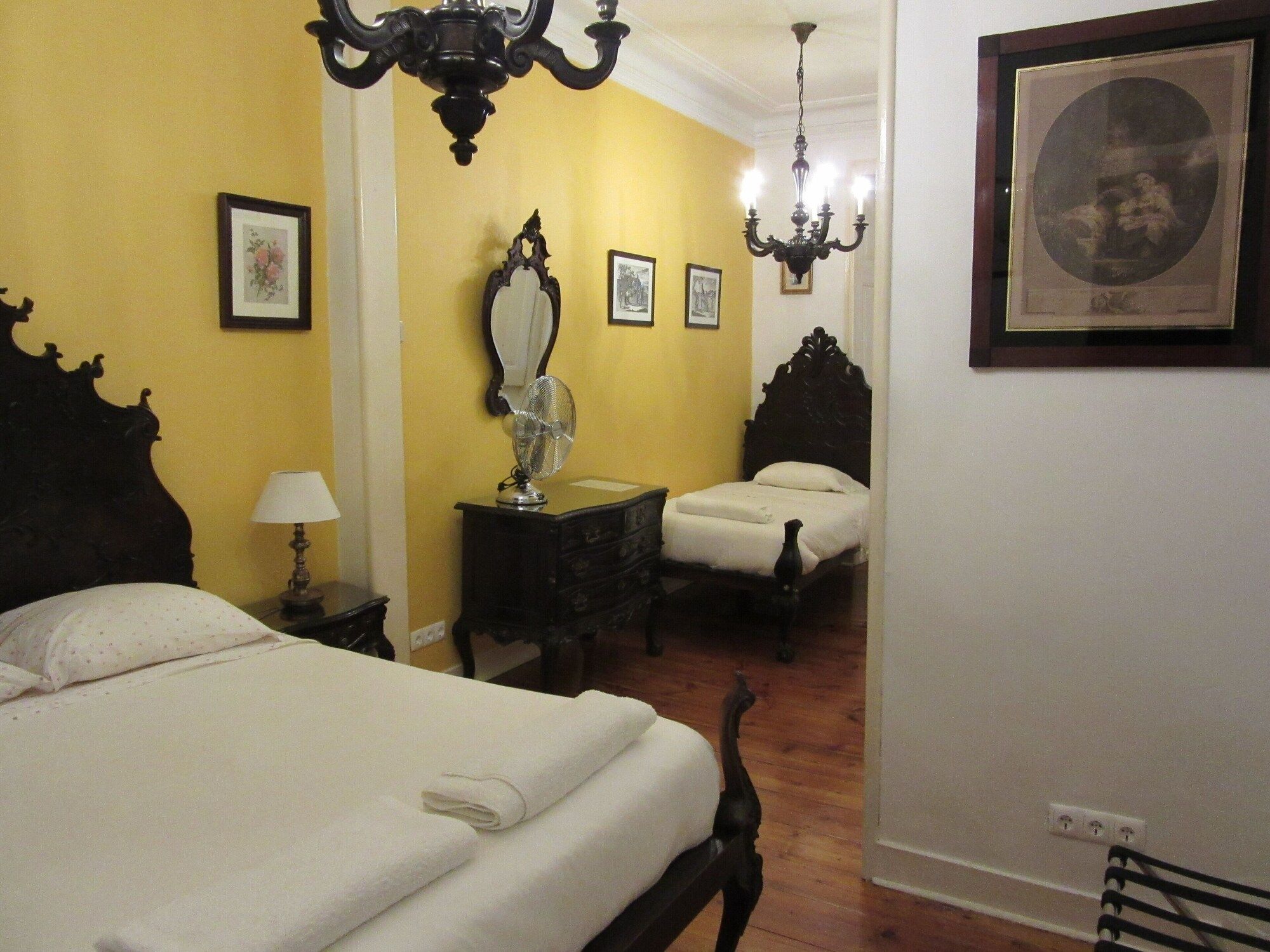 Family Macedo - ליסבון - חדר שינה