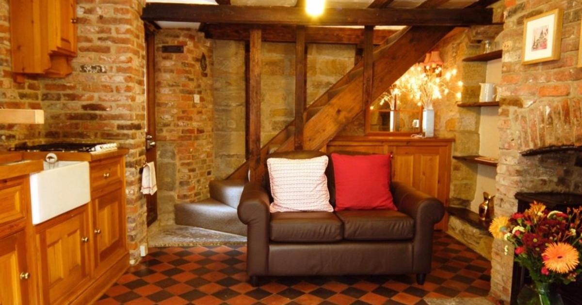 Sanders Yard from AED 340. Whitby Hotel Deals & Reviews KAYAK