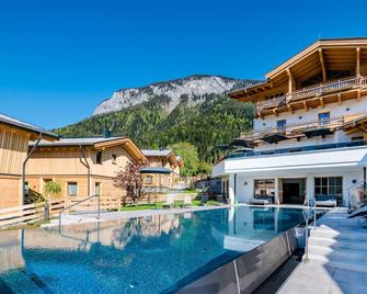 Beim Hochfilzer Superior 4 Sterne - Söll - Piscina