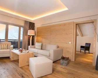 Das gemütliche Dorfhotel Kaltenhauser - Hollersbach im Pinzgau - Living room