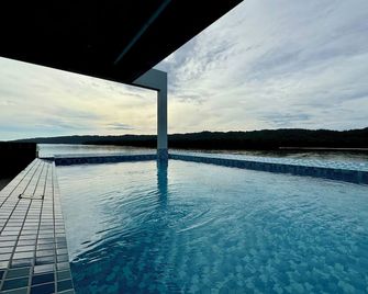 Embun - Sengkurong - Pool