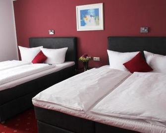 Hotel Gasthof Adler - Ulm - Schlafzimmer
