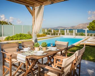 Lighthouse Villas Kefalonia - Argostoli - Pool