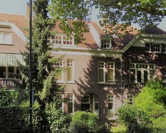 Sycamore - B&B - Eindhoven - Building