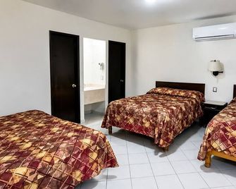 Hotel Flores Hills - Monclova