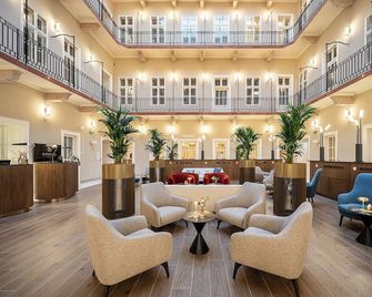 Basiliq Hotel - Boedapest