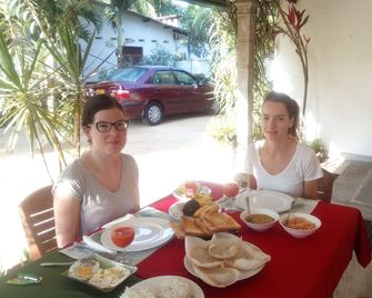 Goalma Family Holiday Resort & Restaurant - Anuradhapura