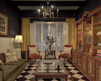 Roso Guest House - Mexico City - Living room