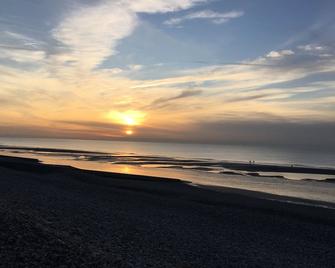 Une Petite Maison de Pêcheur - Cayeux-sur-Mer - Playa