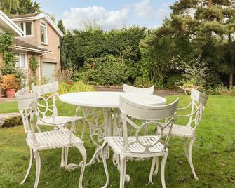 Beacons Rest - Brecon - Patio