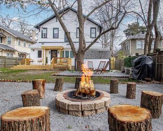 Historic Sallie Peay House - Luxe Downtown Retreat - Little Rock - Patio