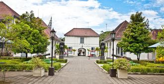 Wijaya Imperial Hotel - Yogyakarta - Building