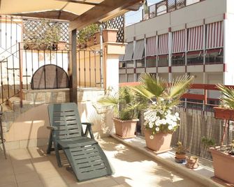 Casa-B&B Bouganville Attico 85 mq - Barletta