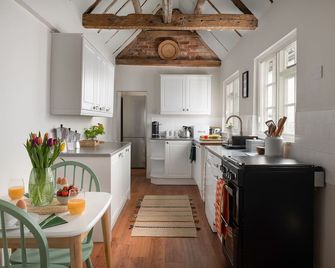 Hudson House - Milton Keynes - Kitchen