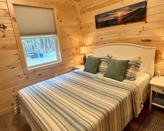Sea Knot Cottage #3 at Explore Acadia Cottages - Bar Harbor - Bedroom