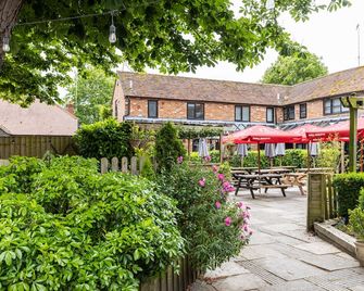 Crown and Horns Inn - Newbury