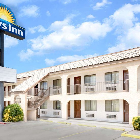 Building view of Days Inn by Wyndham Kingman East