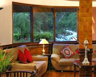 Solang Valley Resort - Manali - Sala de estar