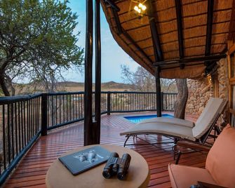 Tshukudu Bush Lodge - Pilanesberg - Balkon