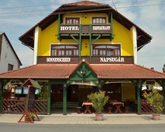 Hotel Napsugár - Balatonmáriafürdő - Edificio