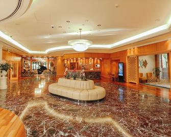 Dubai Marine Beach Resort & Spa - Dubai - Lobby
