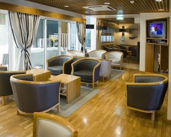 Hotel Varandas Do Atlântico By Ridan Hotels - Praia da Vitoria - Lounge
