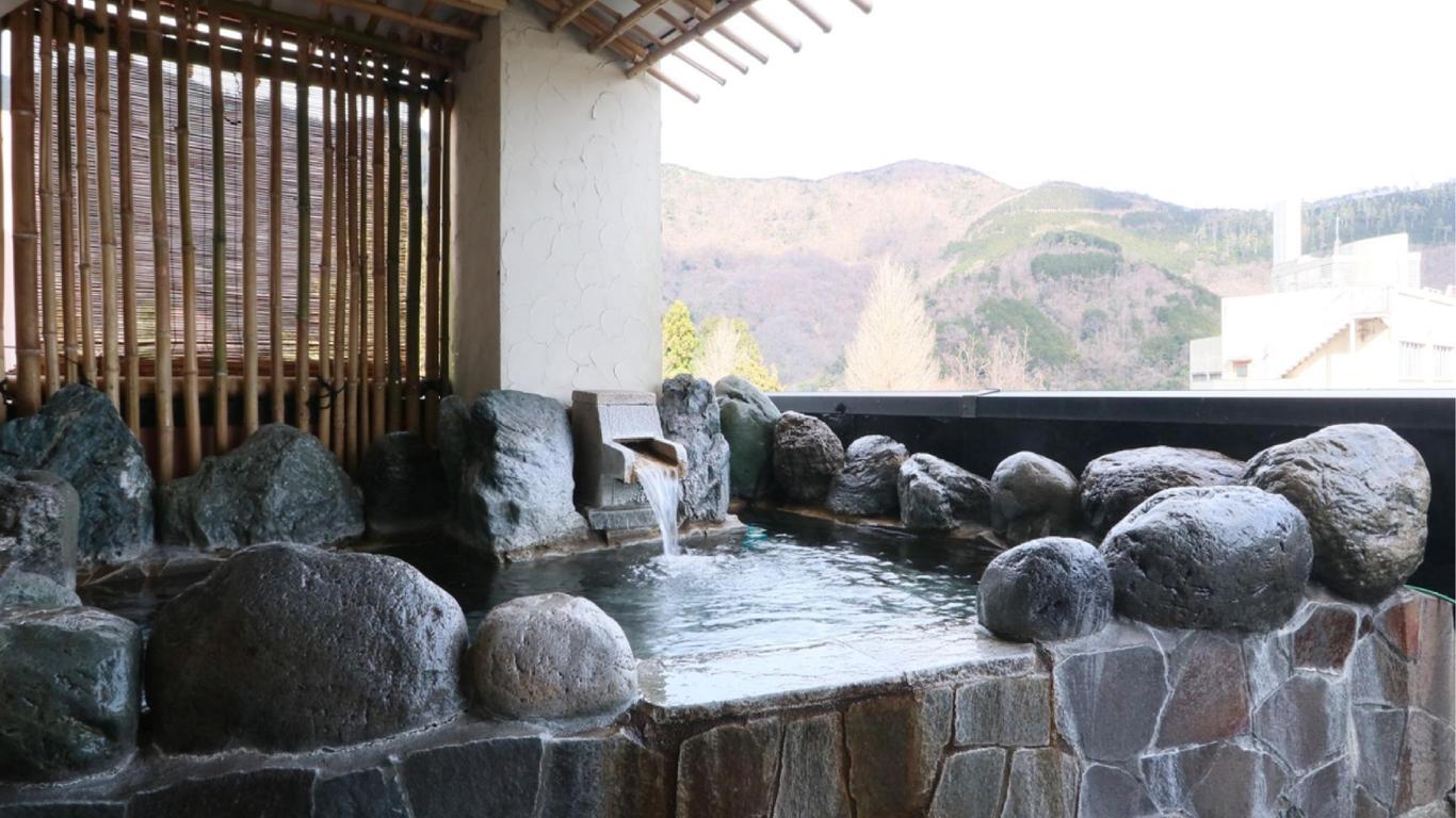 Hakone Umimoto