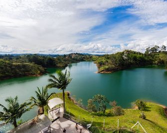 Hotel Verony Guatape - Guatapé