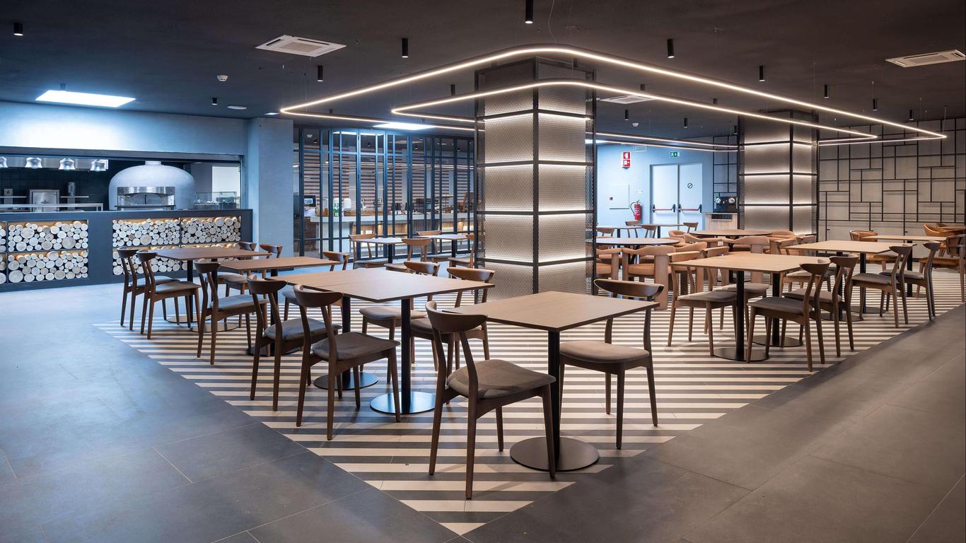 Holiday Inn Express & Suites Lisbon - Príncipe Real By IHG