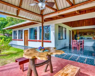 Tranquilidad Resort - Parrita - Patio