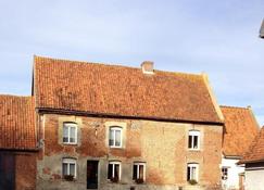 Au repos du roi - Maisoncelle - Building