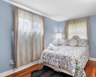 Lake Views Cayuga Wine Trail Hot Tub Flx - Seneca Falls - Camera da letto