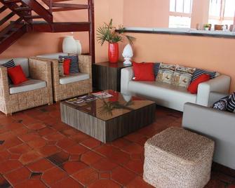 Arrey Rio Poty Hotel Praia - Luís Correia - Wohnzimmer