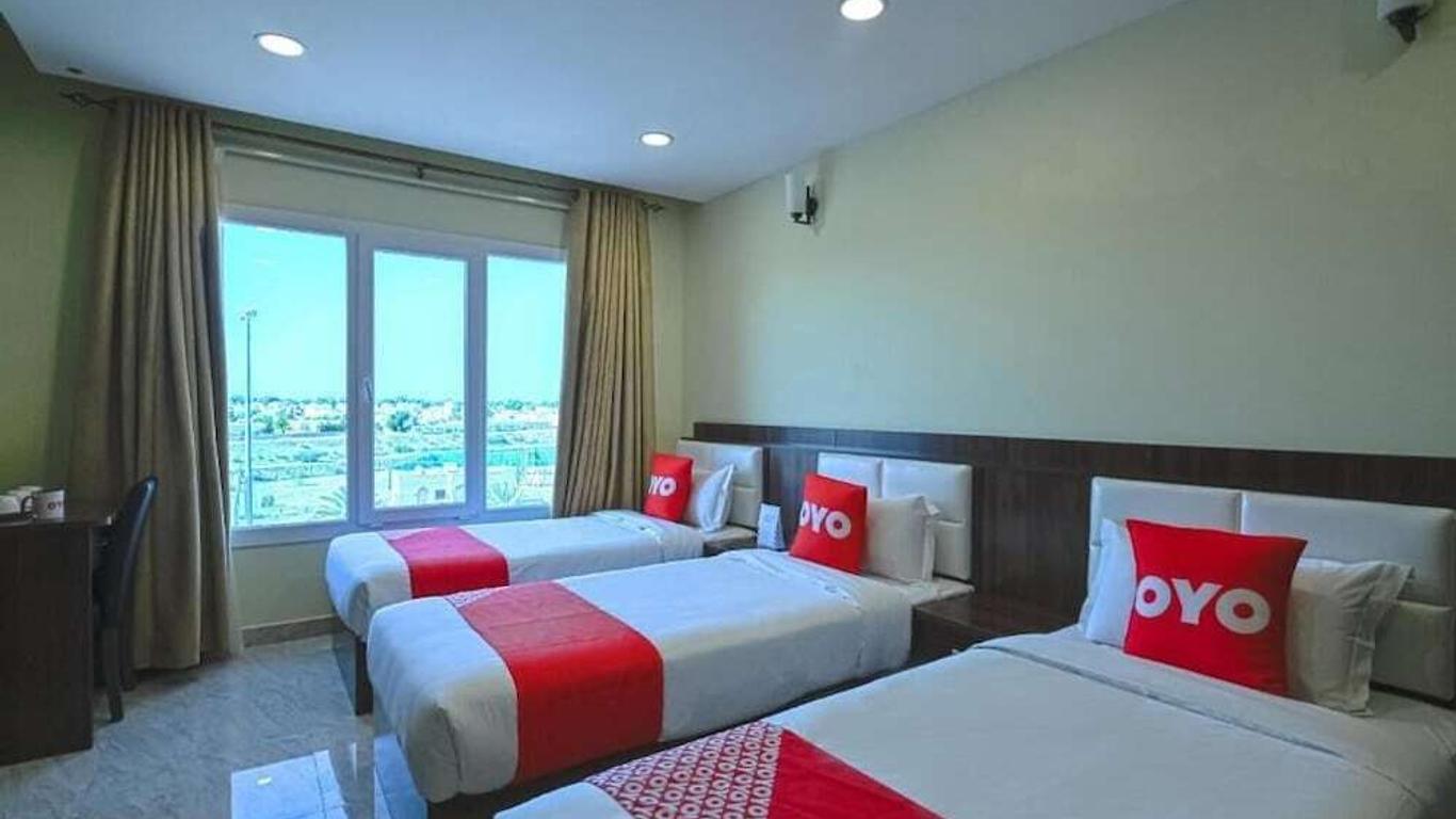 Golden Crown Hotel Al Seeb Muscat