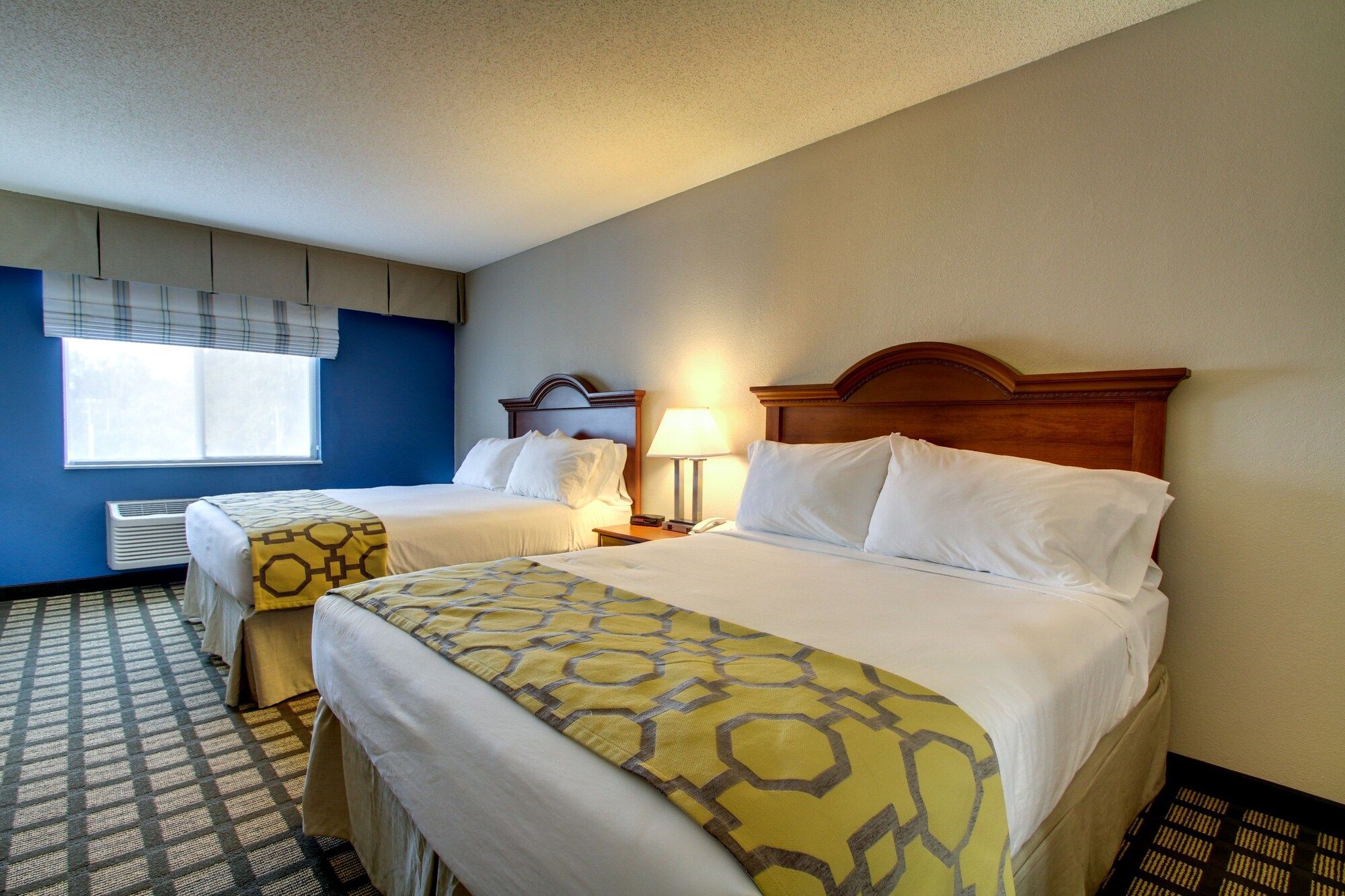Baymont by Wyndham Galesburg - Galesburg